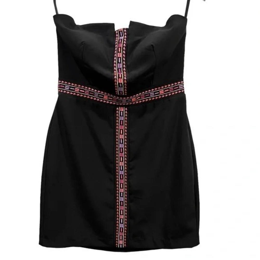 bebe 8 Black Strapless Mini‎ Dress Embroidered Y2K Party